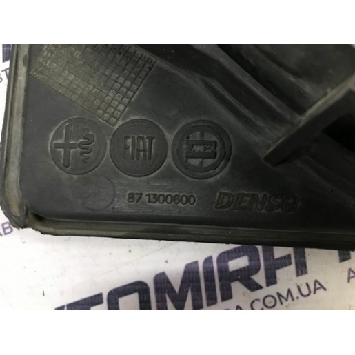 Дифузор з вентилятором Fiat Punto 2009-2011 1.3JTD 871300600